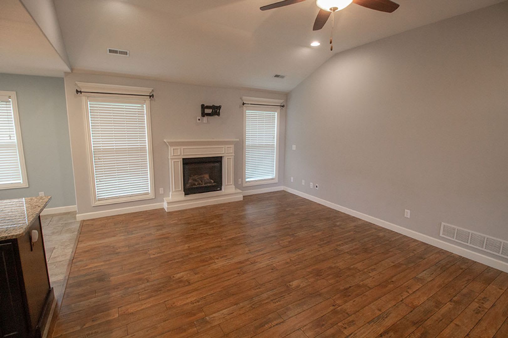 Beautiful 3 Bedroom Home – photo 5