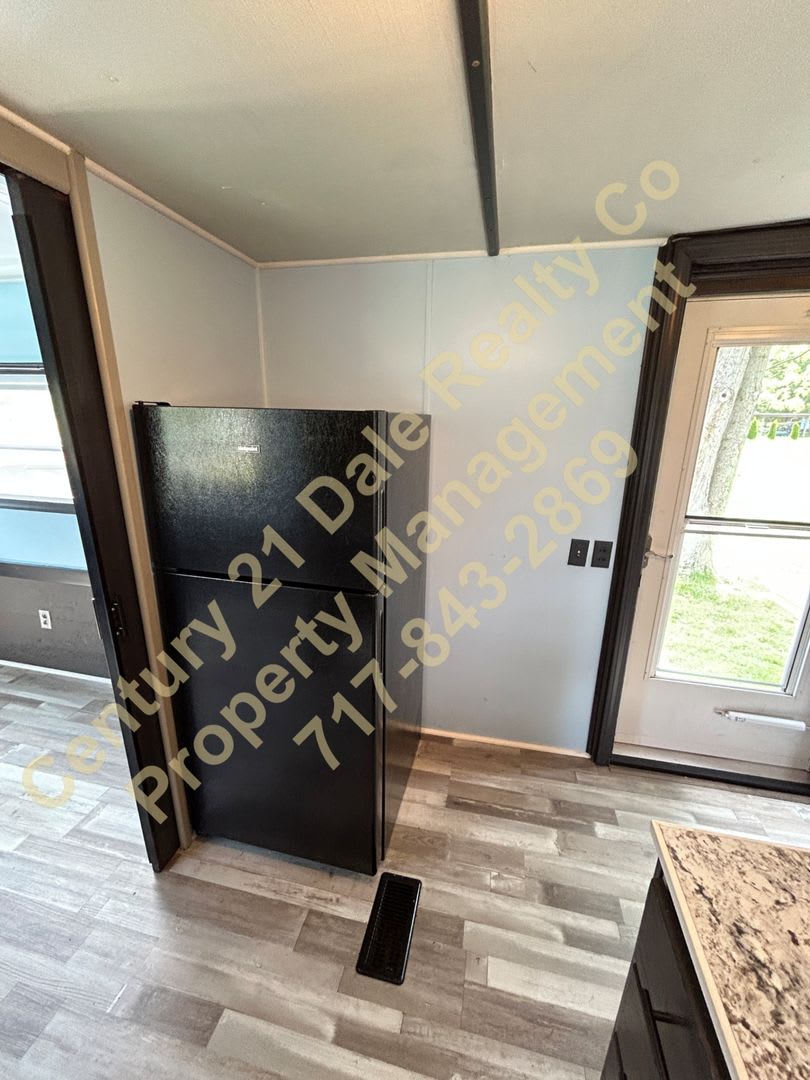 One level Bedroom with a bonus room in Dover School District – photo 5