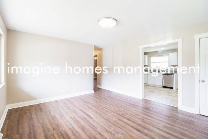 1482 Verdale Drive – photo 4