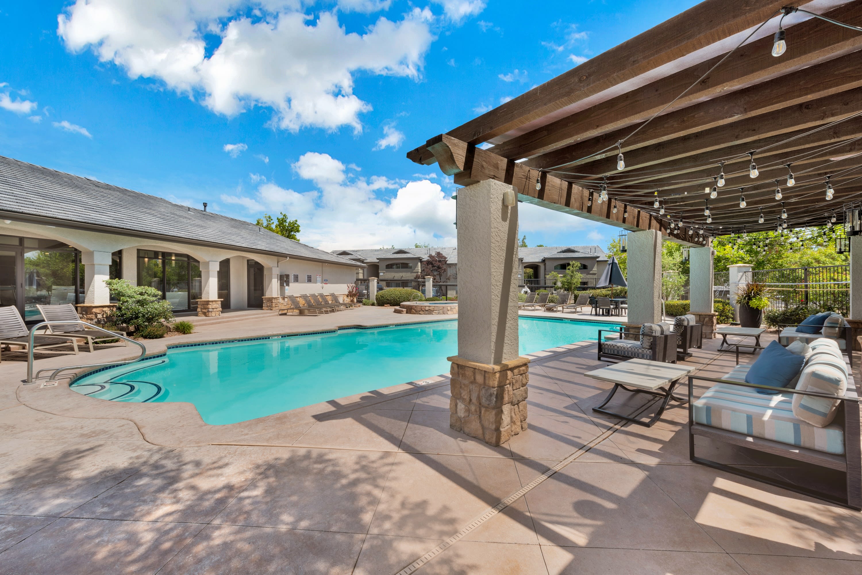 Eagle Ranch Apartments – photo 3