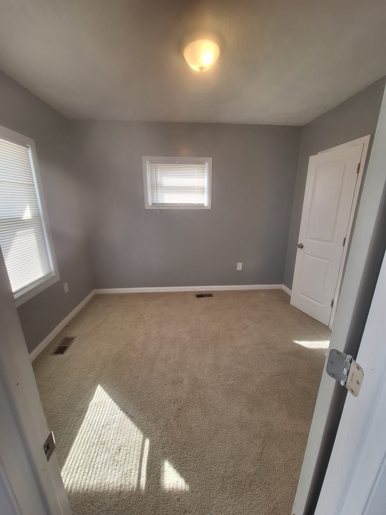 12613 Parkhill Avenue – photo 3
