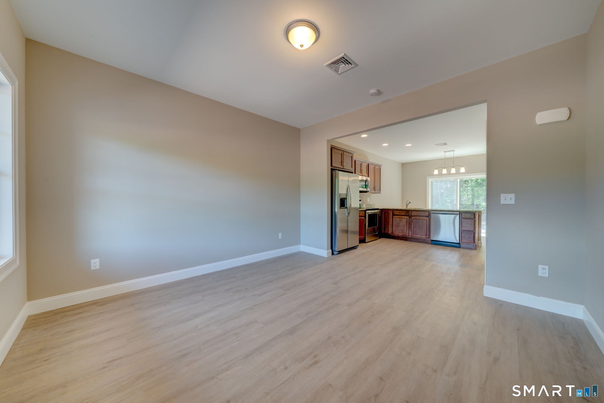 37 Hunters Lane – photo 2