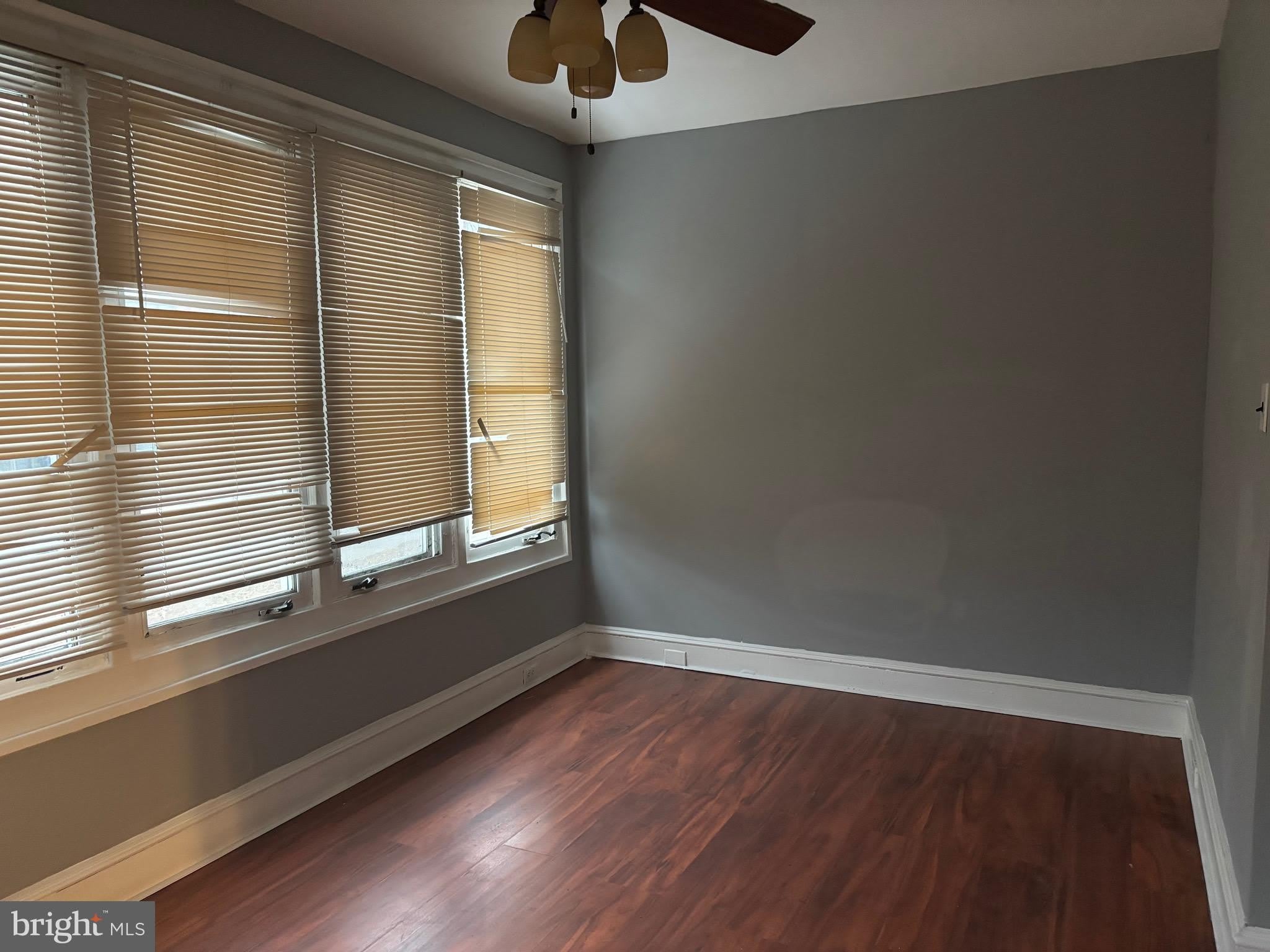 649 W STATE Street – photo 5