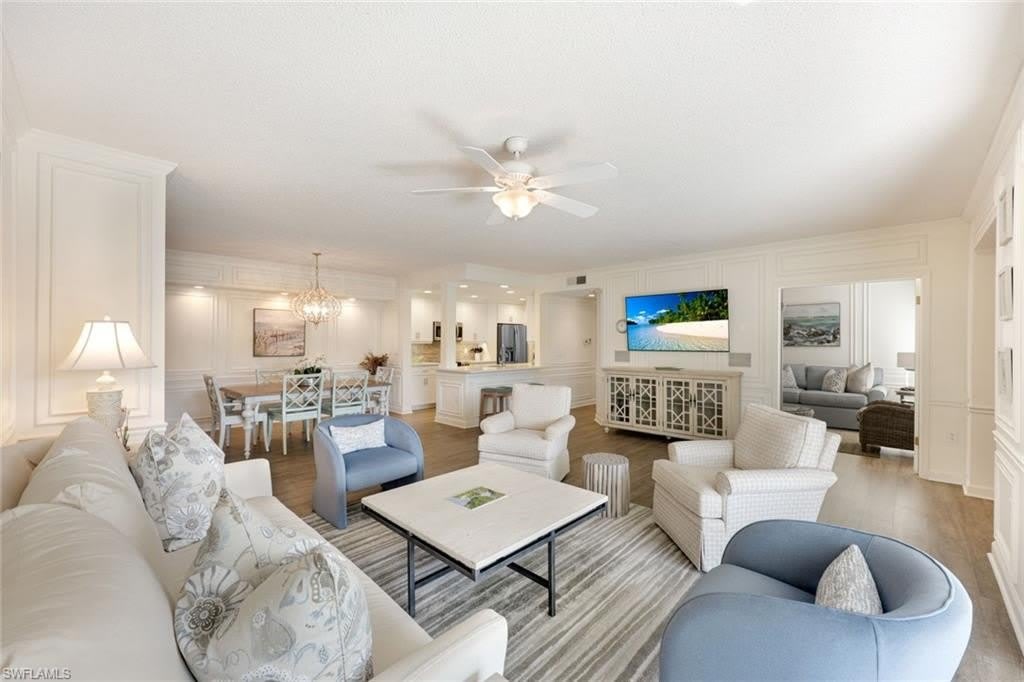 797 Willowbrook Dr – photo 3