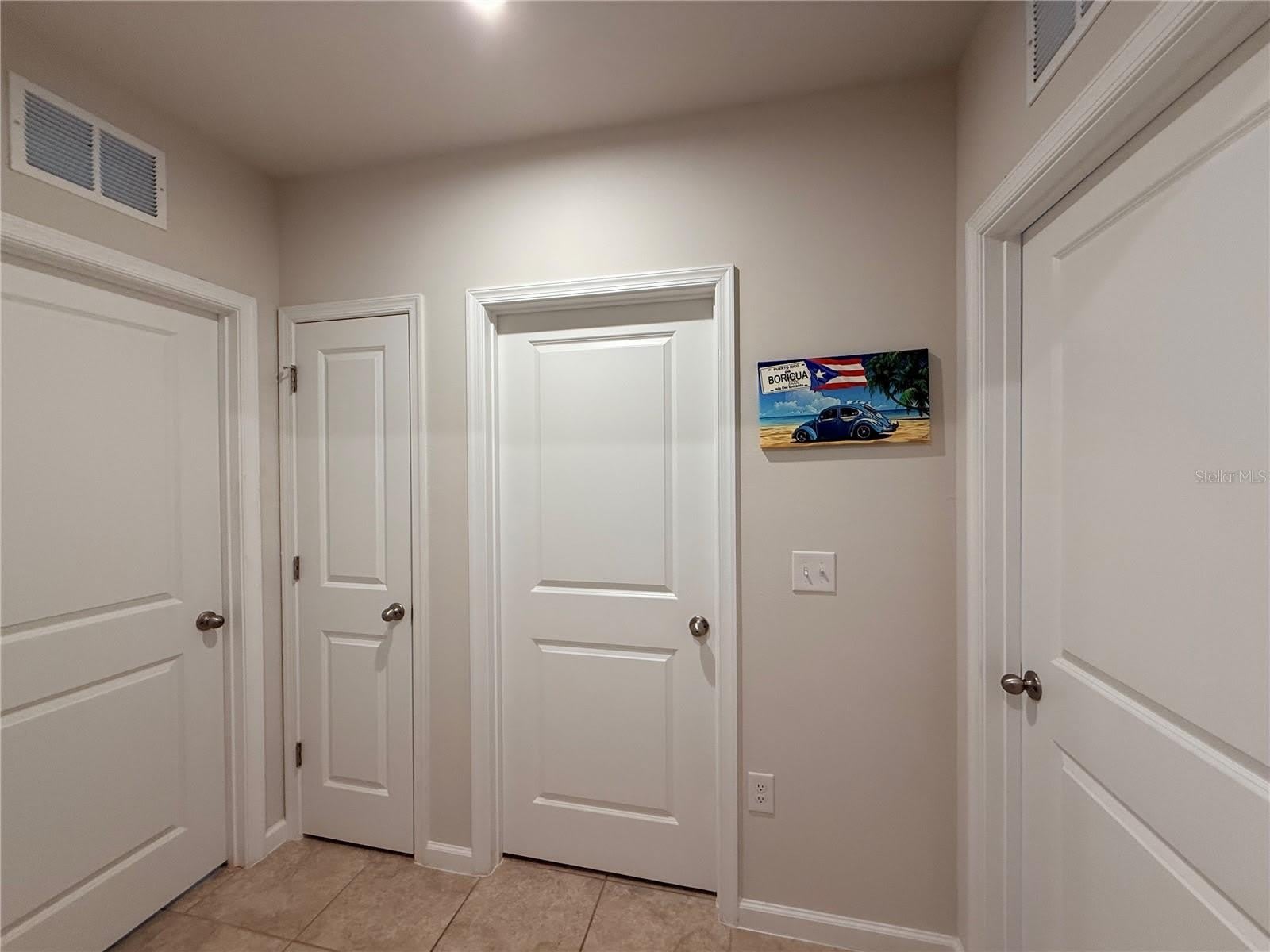 1169 LEXINGTON Lane – photo 3