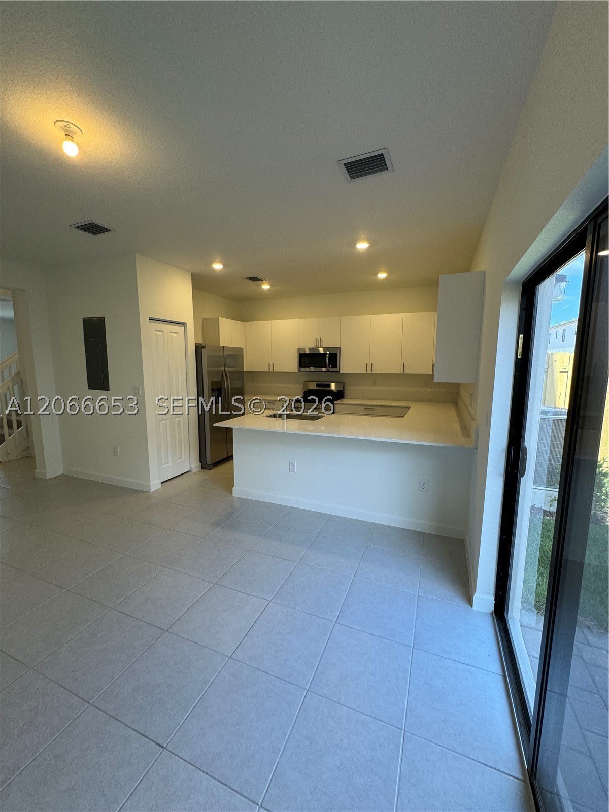 23379 SW 128th Ave – photo 5