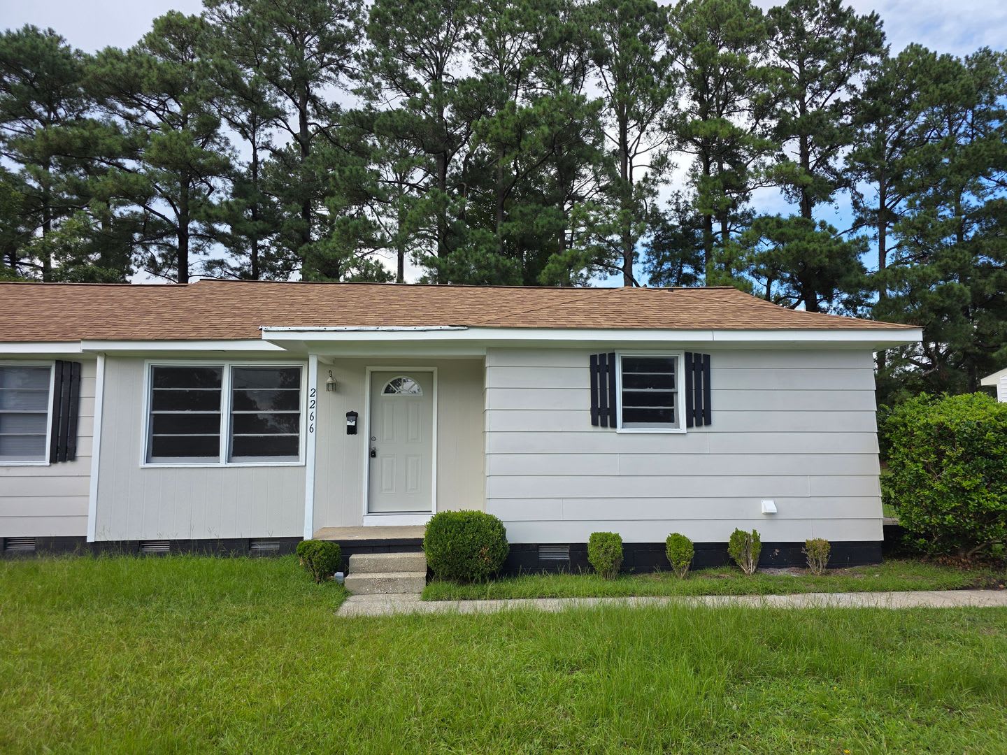 Updated 3 Bedroom Duplex Move In Ready Downtown Jacksonville – photo 1