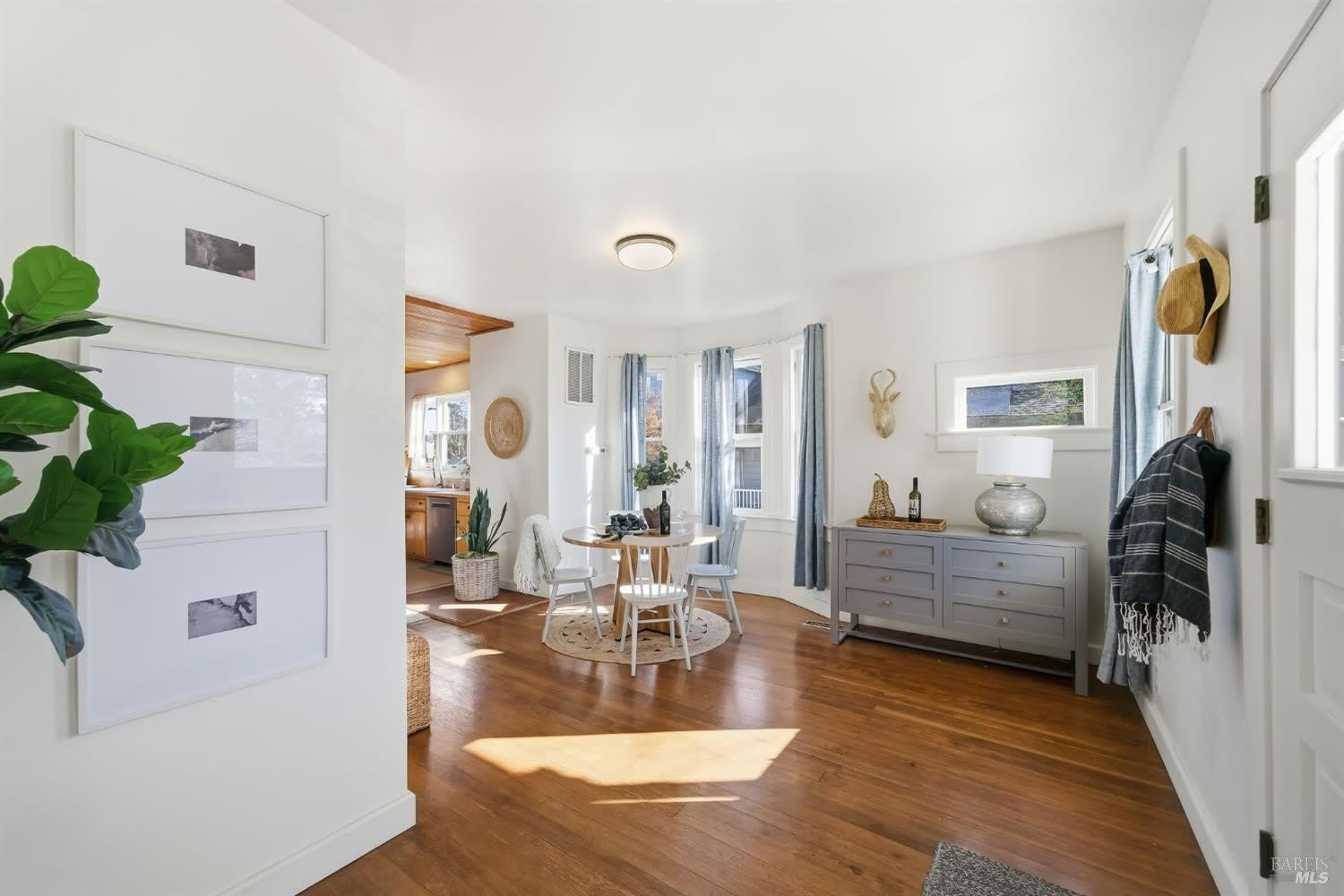 1440 Center Street – photo 5