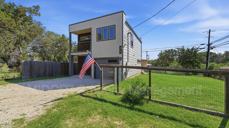 1198 Green Hill Dr – photo 2