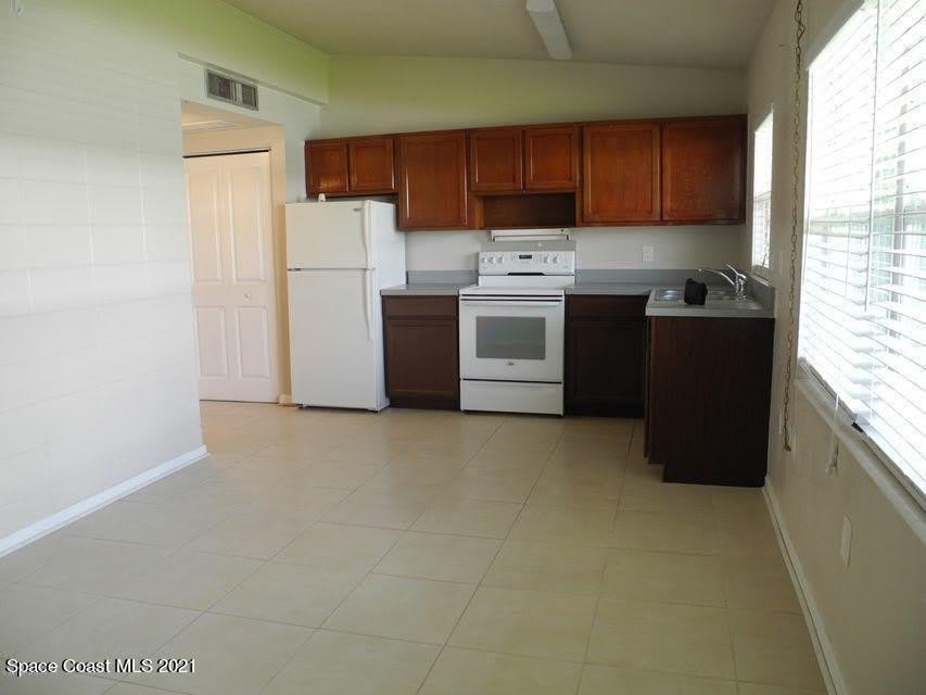 123 Roosevelt Avenue – photo 2