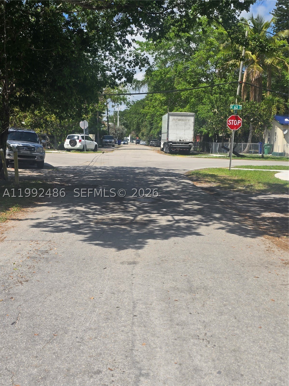 6231 NE 1st Ave – photo 2