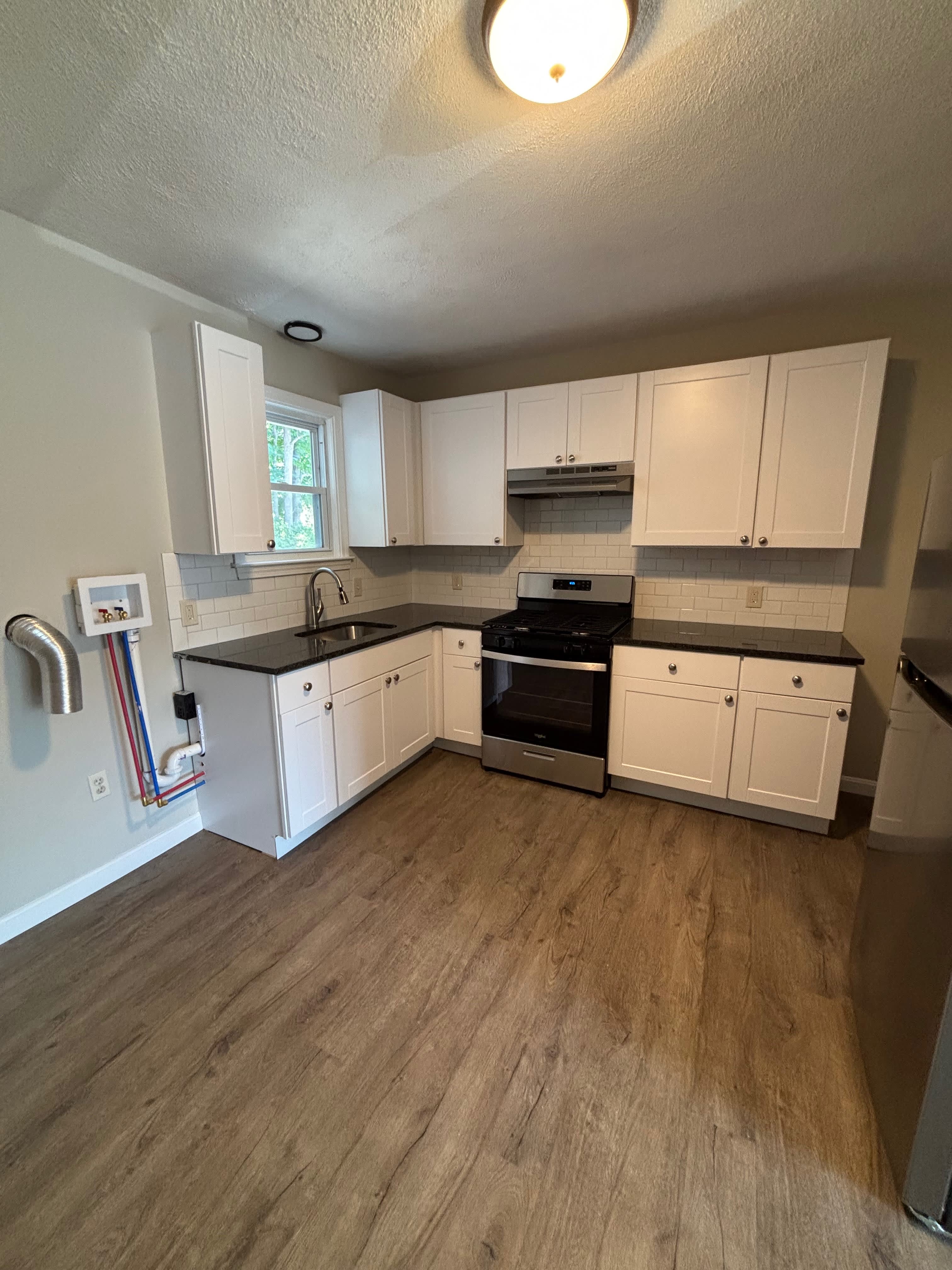 6 Mill St – photo 2