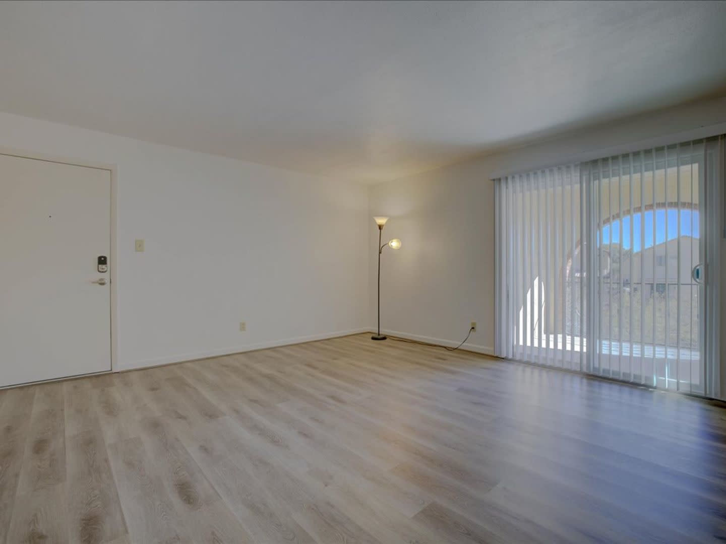 PRICE REDUCTION! Now accepting pets! – photo 5