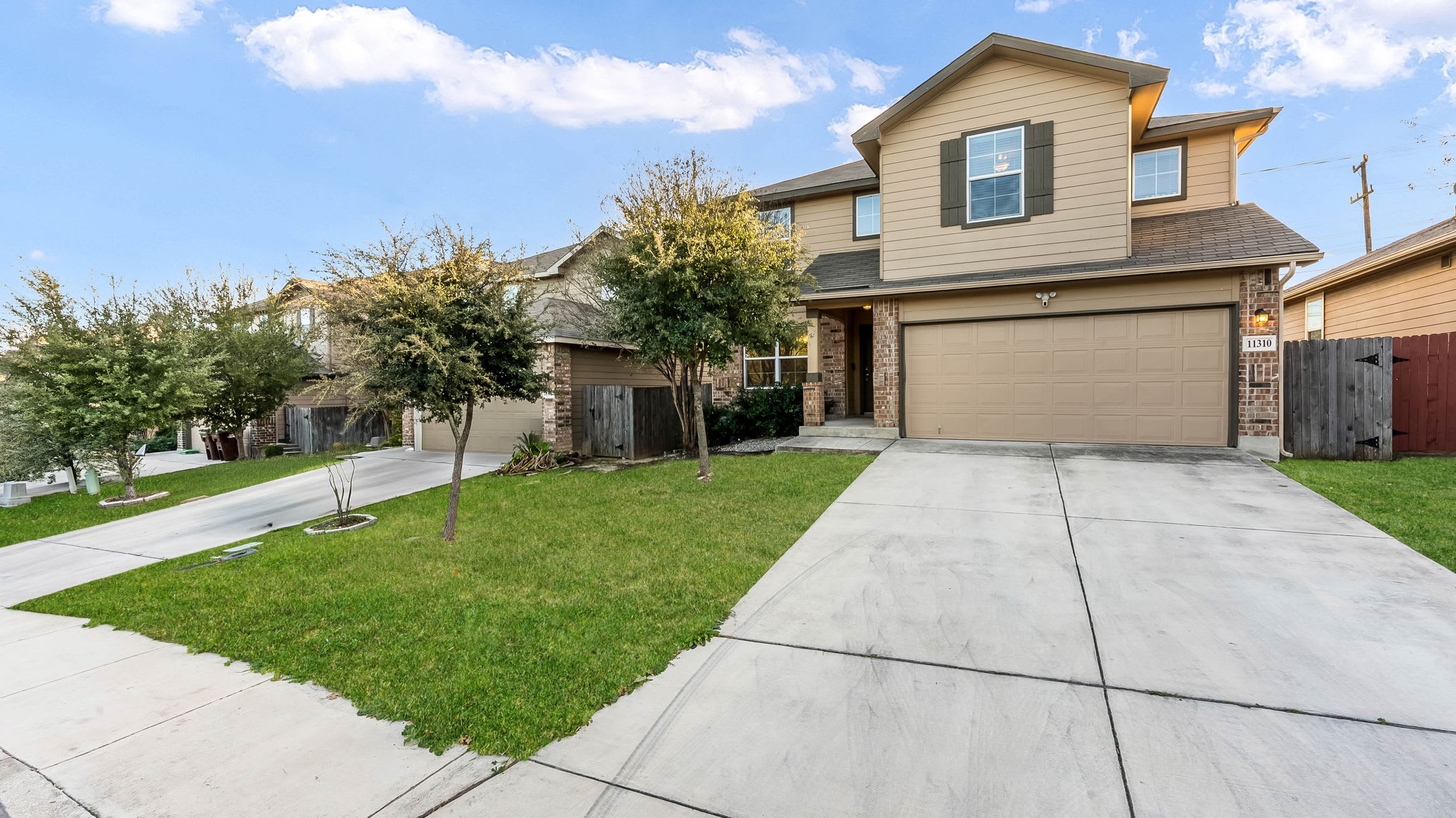 11310 Eagle Tree – photo 1