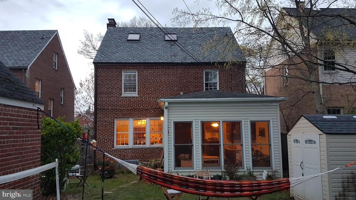 4440 ALBEMARLE ST NW – photo 4
