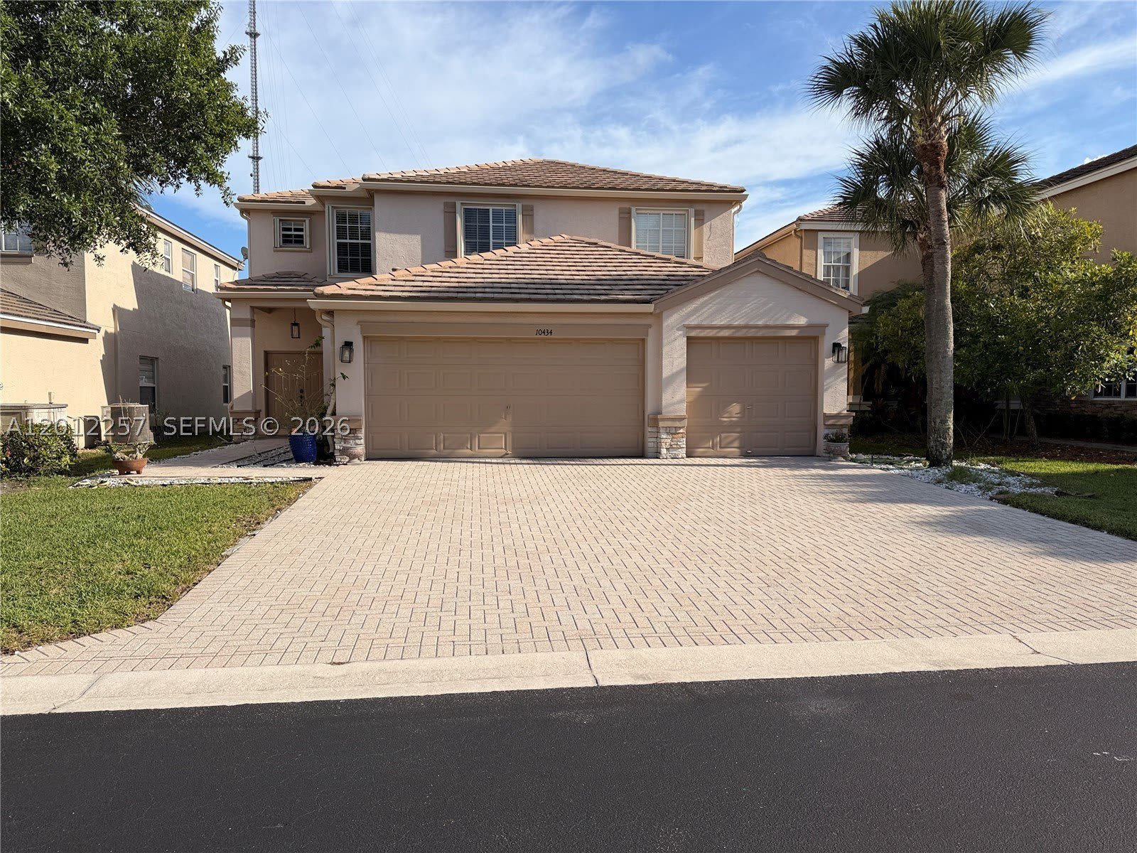 10434 White Pinto Ct – photo 1