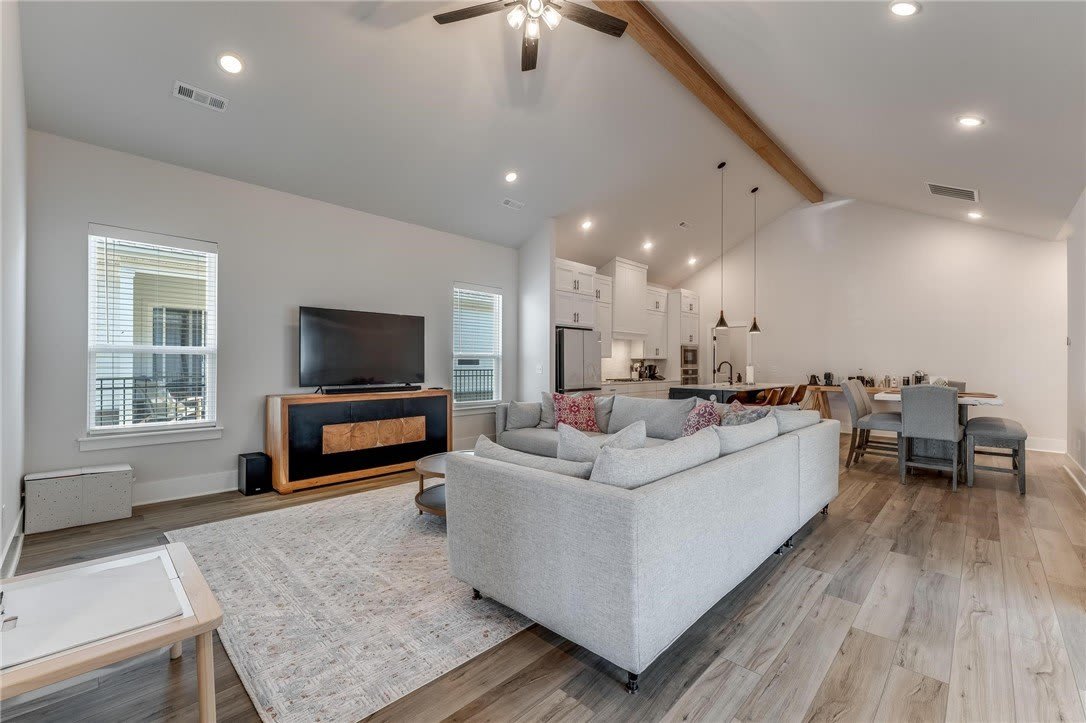 6807 Autumn Avenue – photo 2