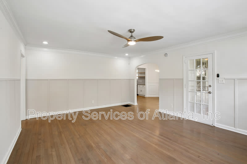 1649 Beecher St SW – photo 3