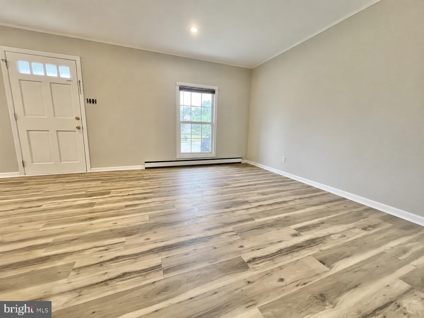 226 ELWYN Avenue – photo 4