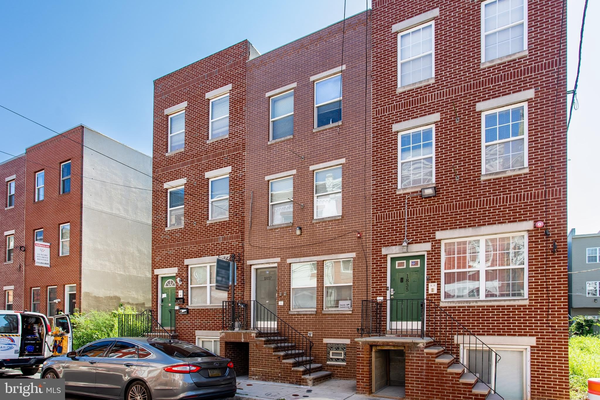 1837 N WILLINGTON Street – photo 2