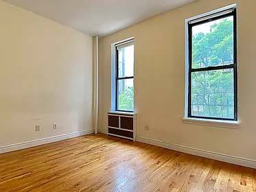 250 West 108 – photo 2