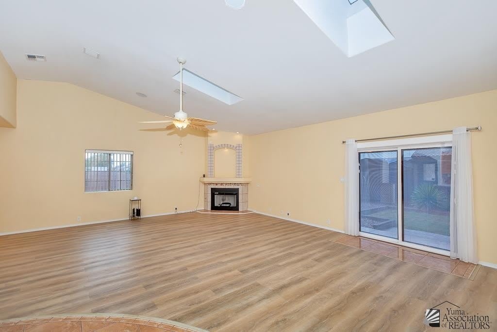 14710 BLANCO AVE – photo 5