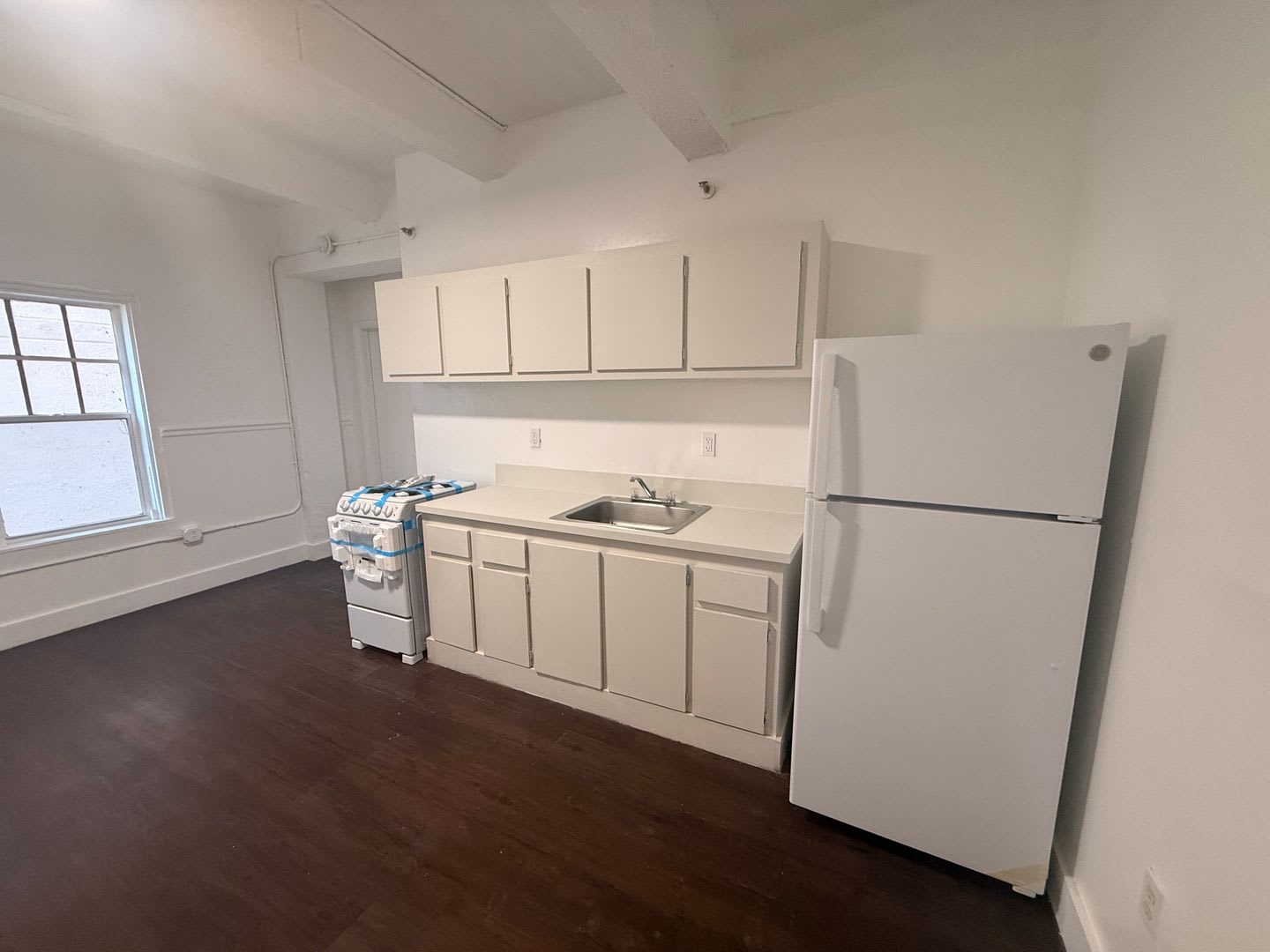 Miami Beach Art Deco Living – 1 Bedroom Steps from the Beach – photo 2