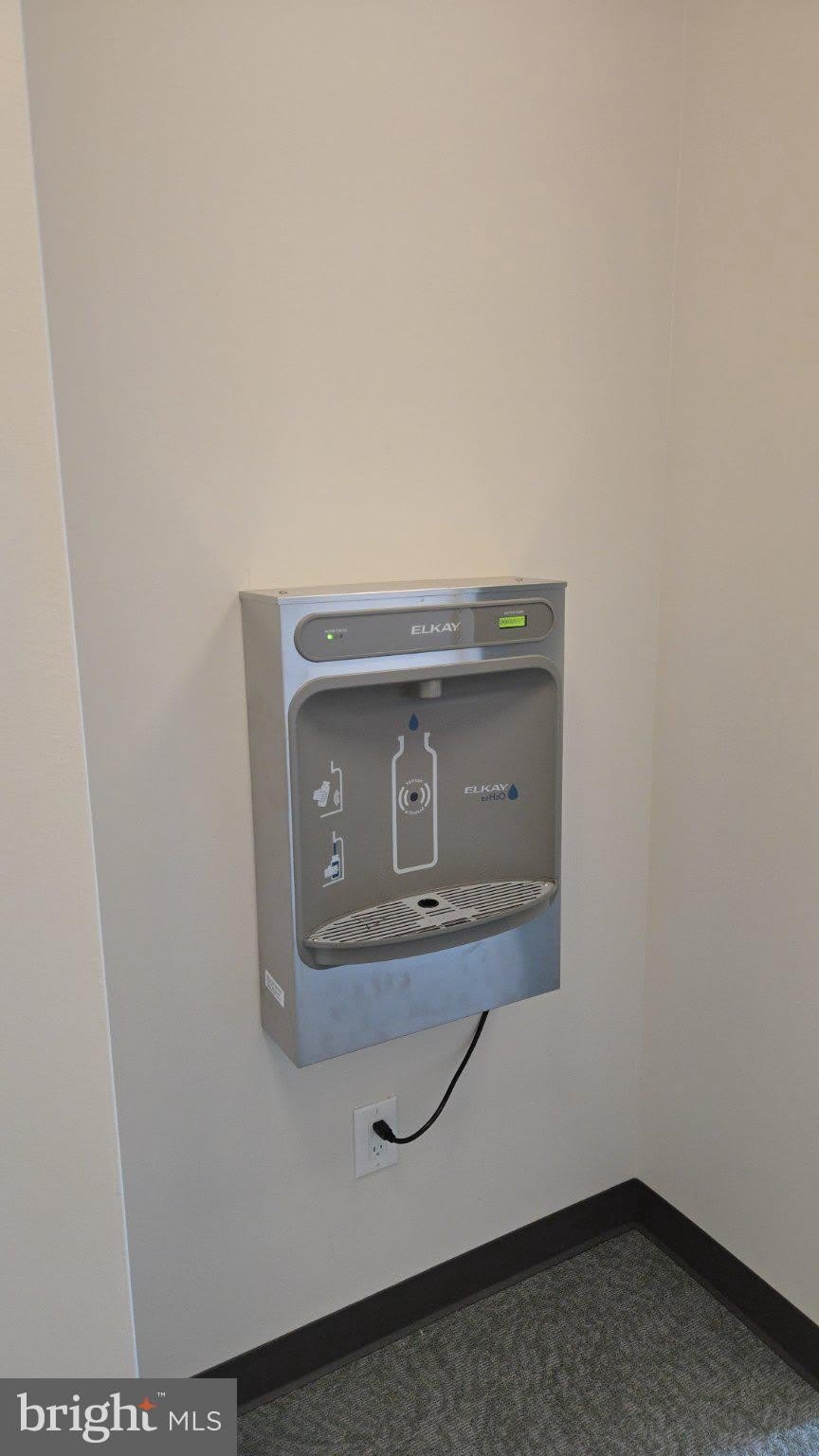 601 N MAIN Street N – photo 5