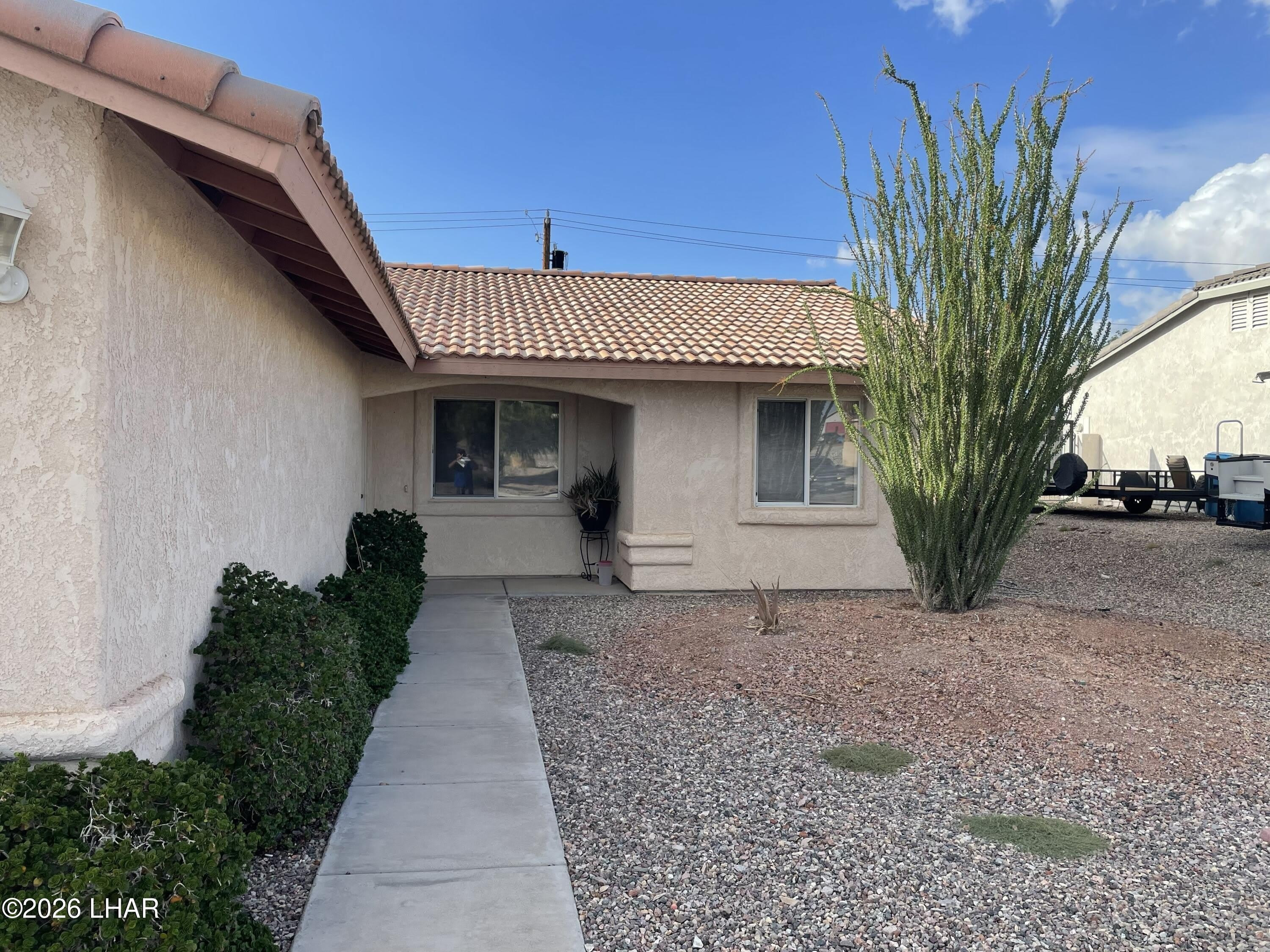 1071 Rolling Hills Dr – photo 2