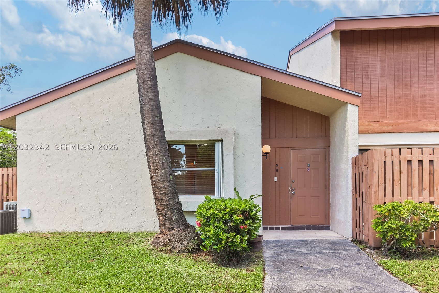 11521 SW 109th Rd – photo 1