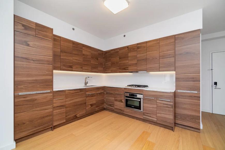 171 Suffolk Street – photo 3