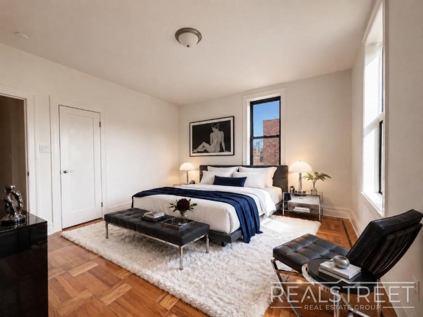 320 Ocean Parkway – photo 4