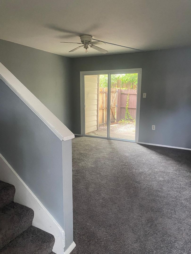 Large 2 Bed/2.5 Bath located on The Village Orlando – photo 4