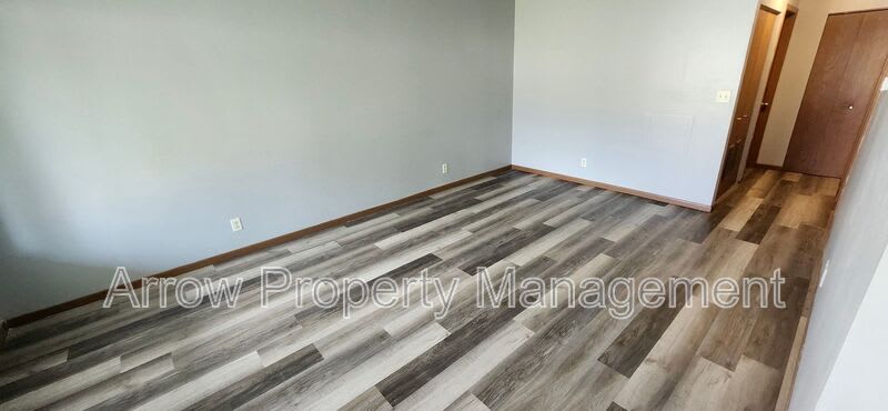 828 E Street-105 – photo 3