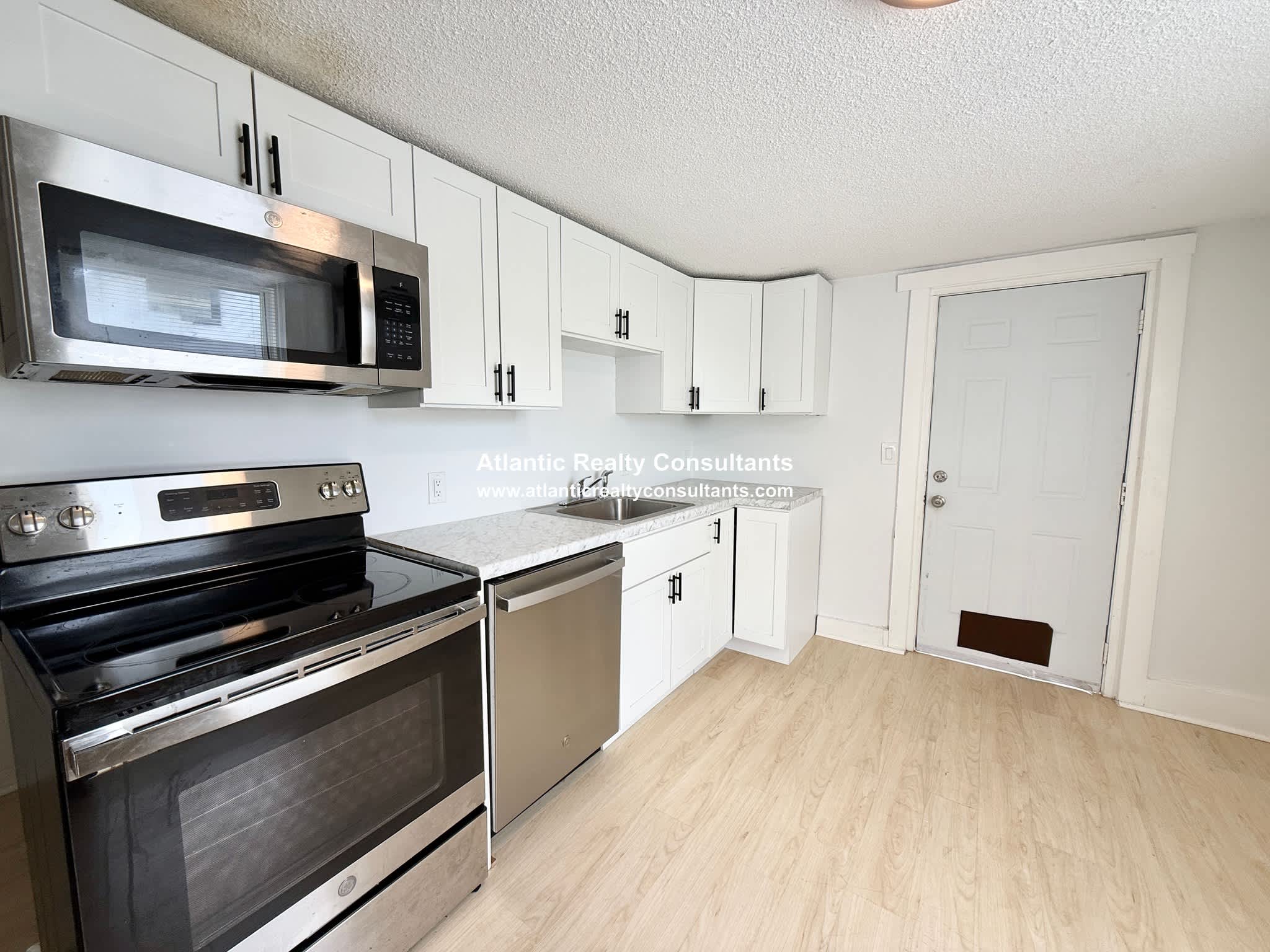 126 Felton St – photo 3