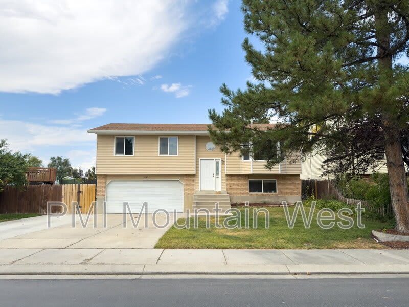 4982 Aspen Shadow Ct. – photo 2