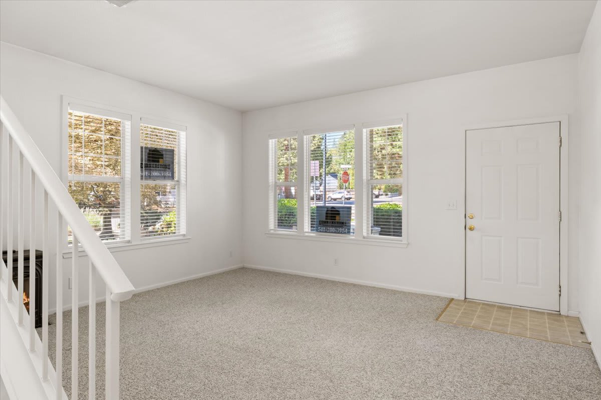 100 Jackson Creek Drive – photo 5