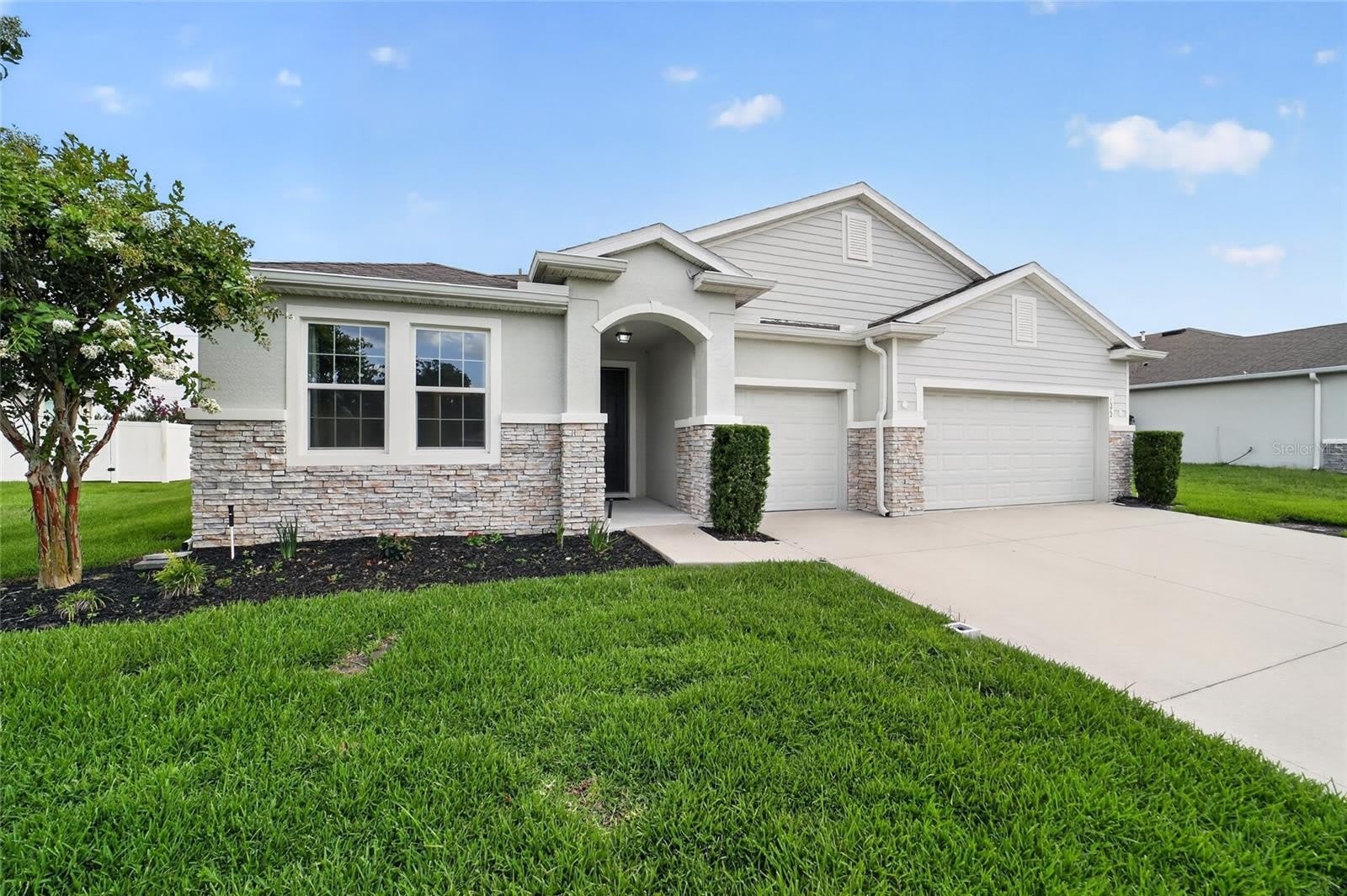 4572 SW 65TH Place – photo 4