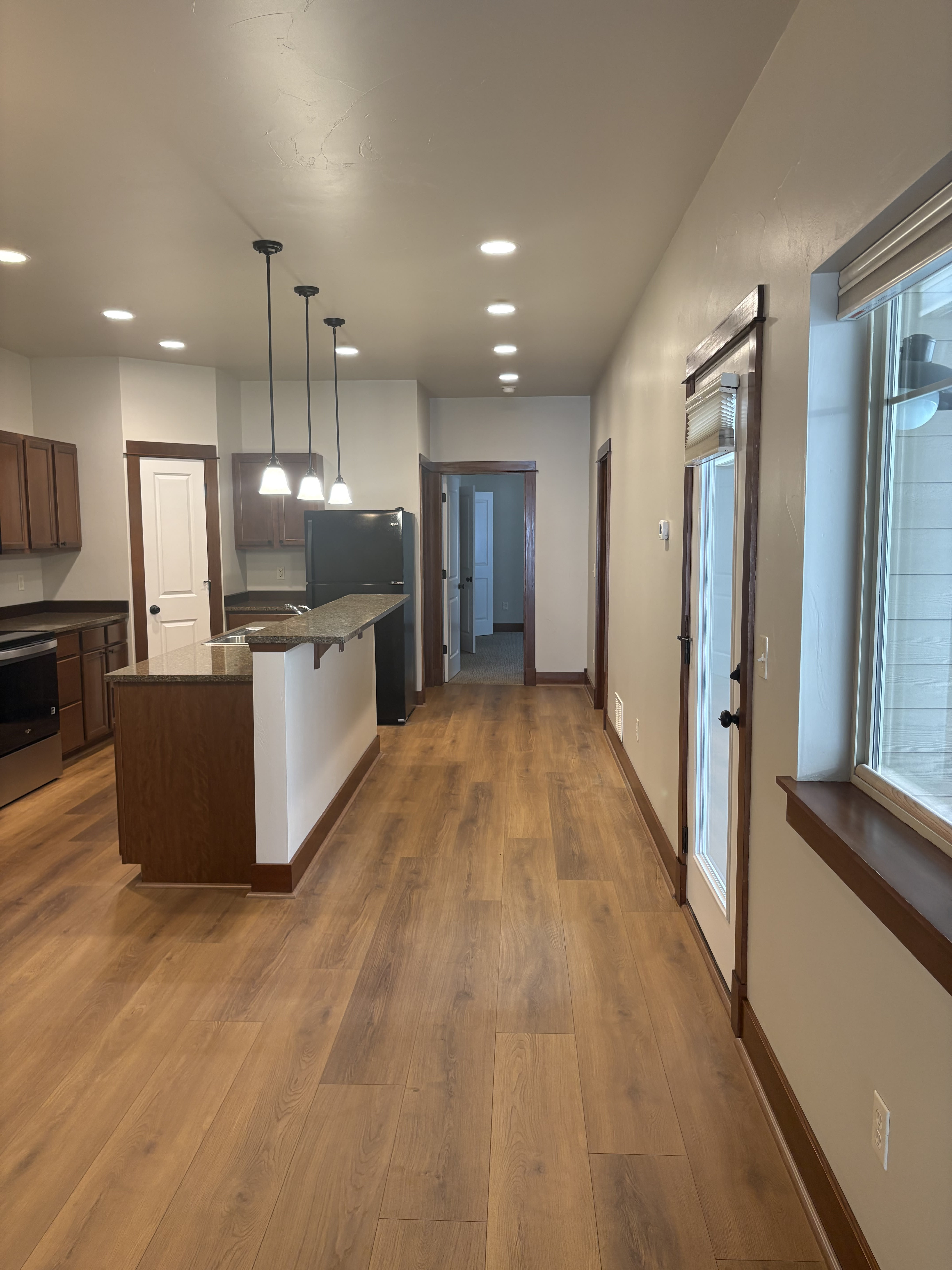 1123 Forestglen Drive – photo 3