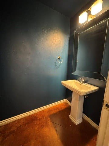 541 S Fretz Avenue – photo 4