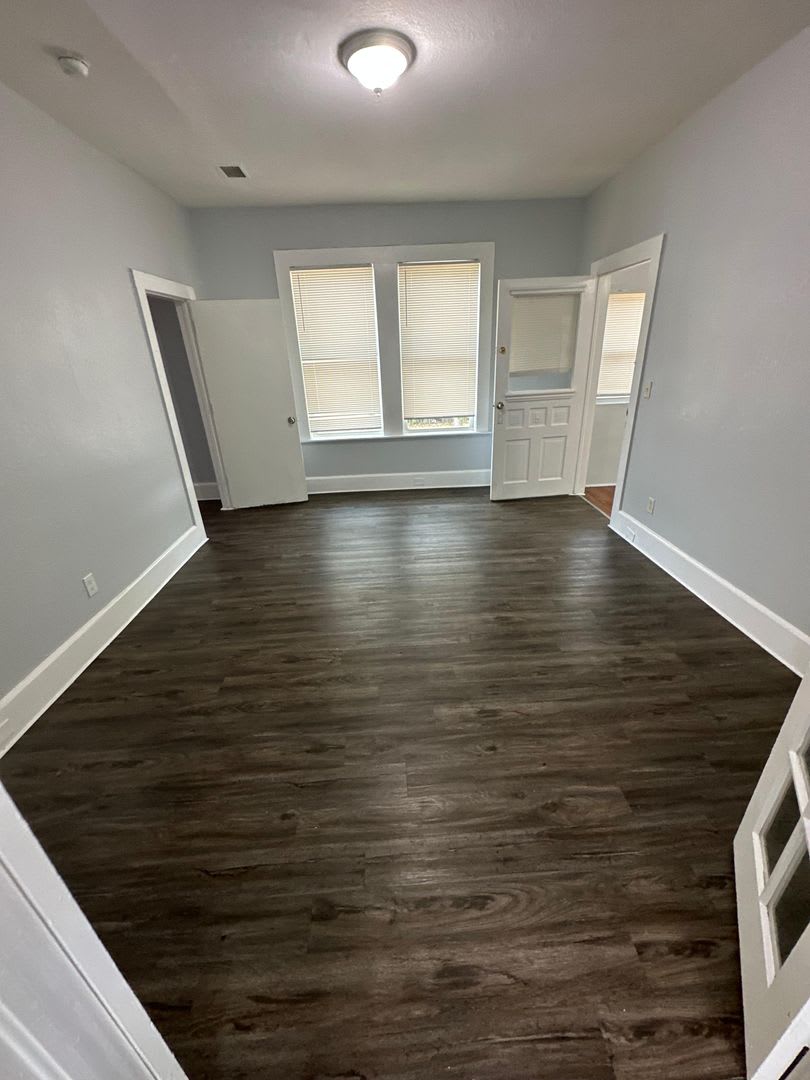 Fully Renovated 3/1 first floor single family home available for Immediate rent! – photo 4