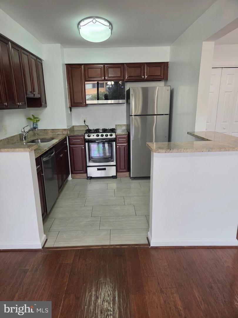 16 S Van Dorn St 201 – photo 5