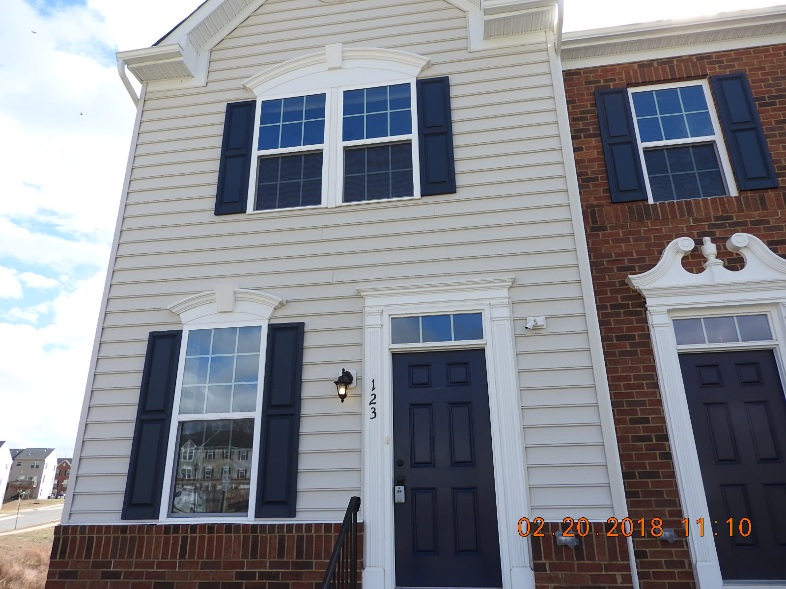 123 Streamview Dr – photo 1