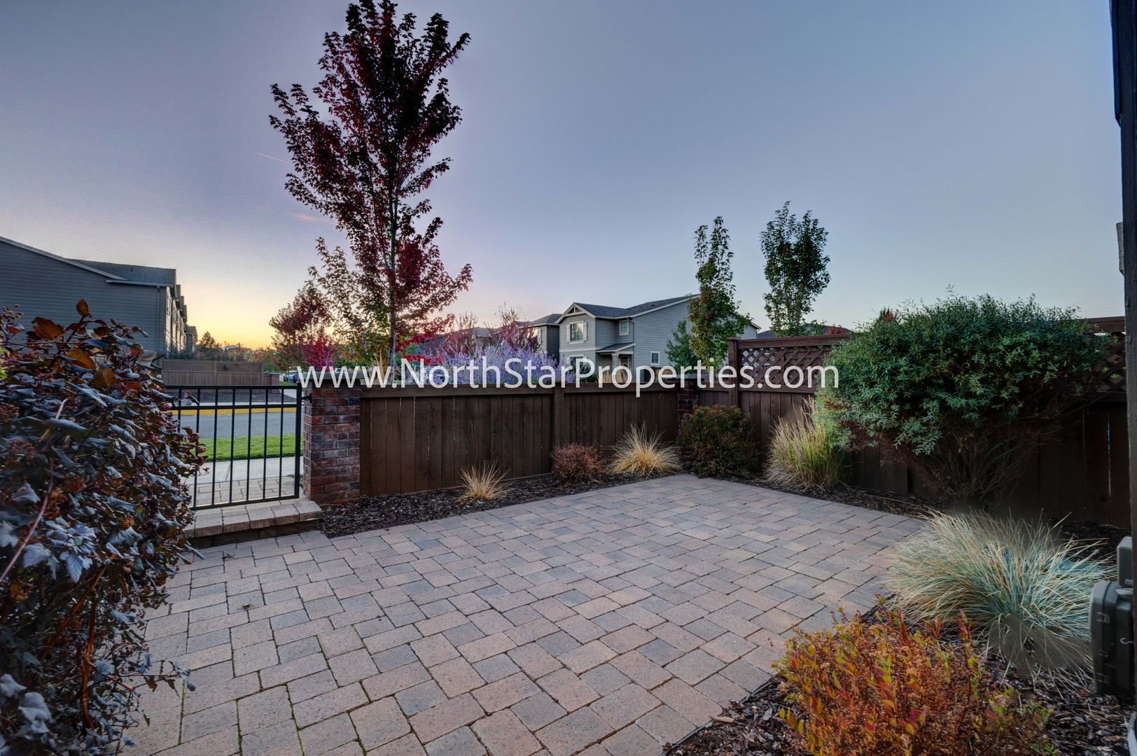 Beautiful townhome in Bend – photo 5