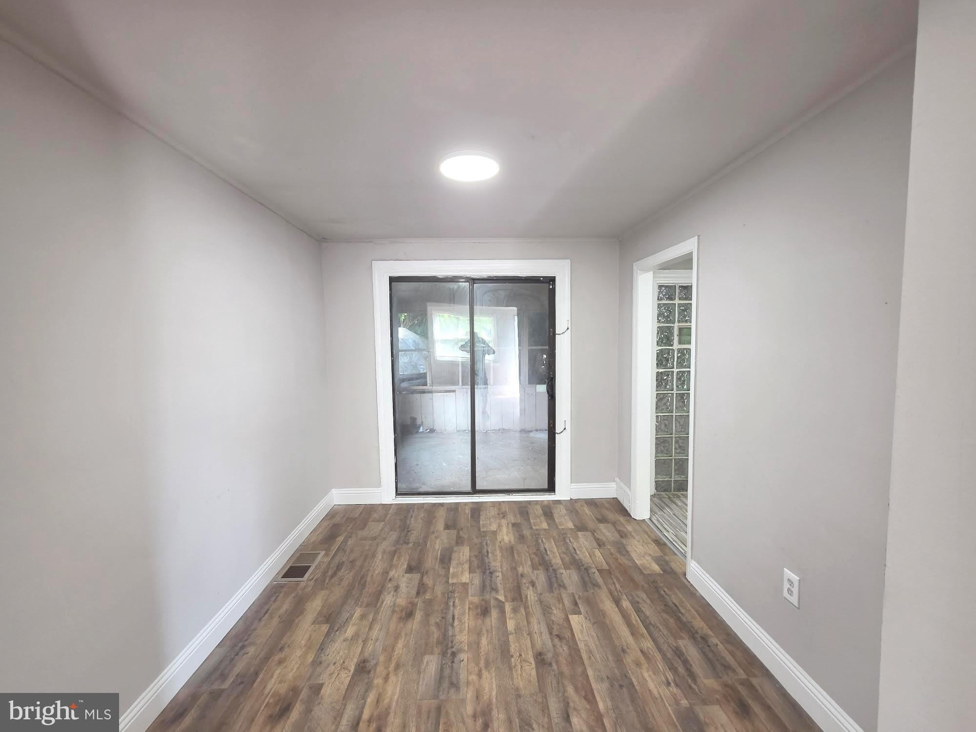 6653 PERRY Avenue – photo 4