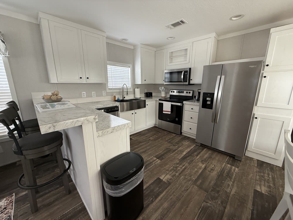6602 A Lakewood Dr – photo 3