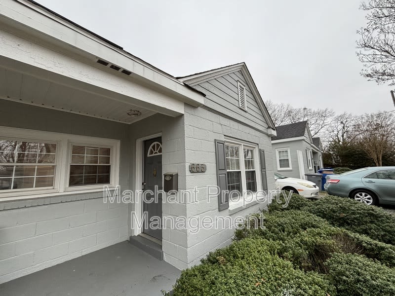 665 Ravenel Street – photo 4