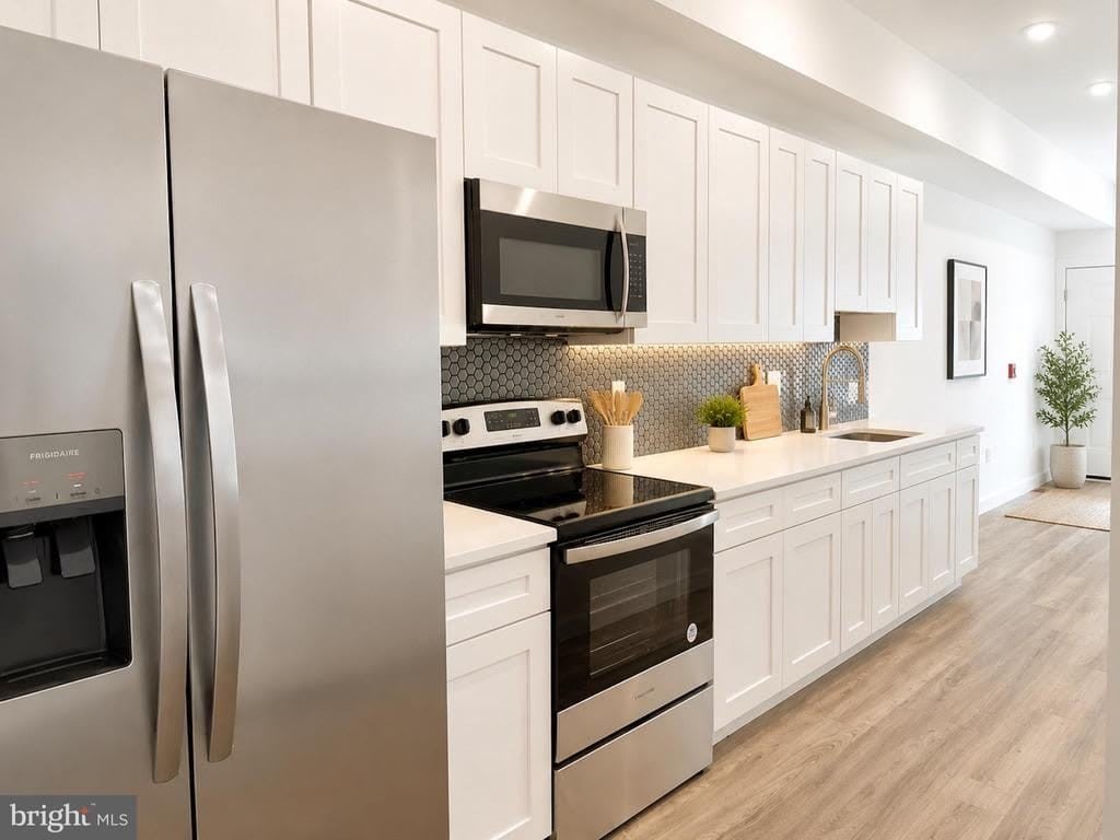 2614 N 7TH STREET – photo 2