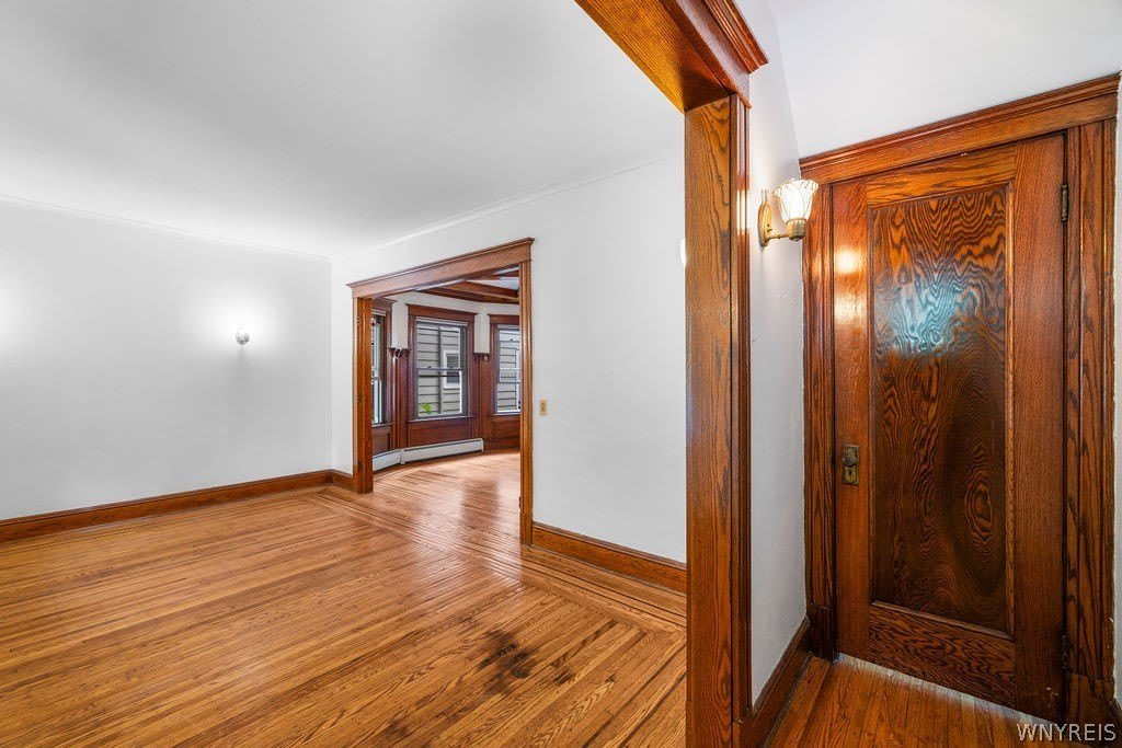 845 Potomac Avenue – photo 3