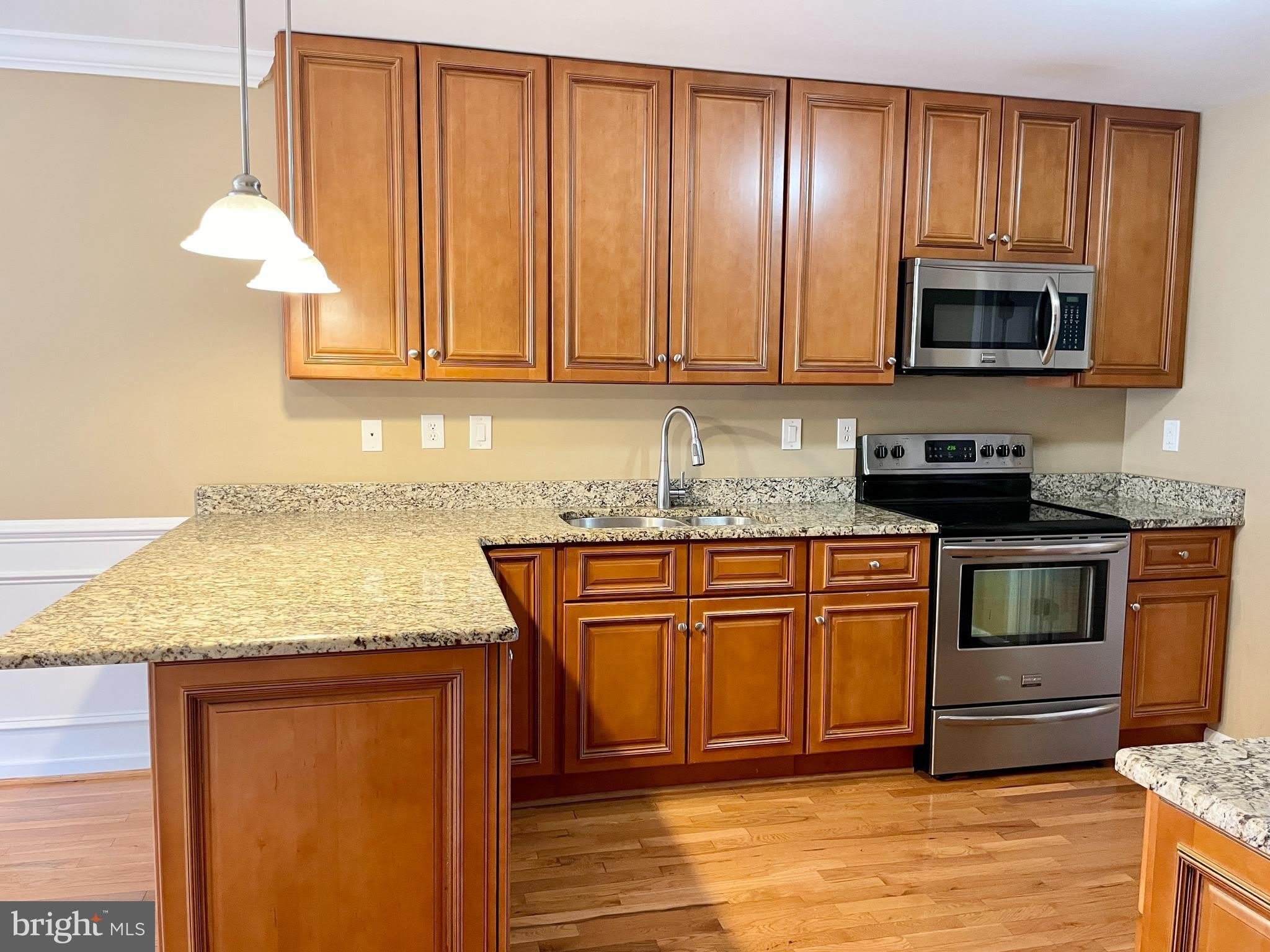 503 BRIGHTON Circle – photo 1